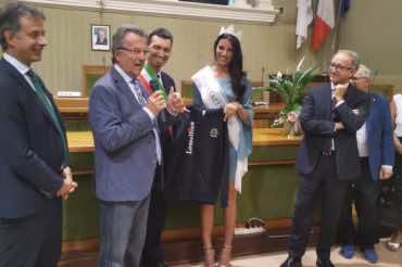 Miss Italia 2019 Carolina Stramore Madrina della felpa 2019